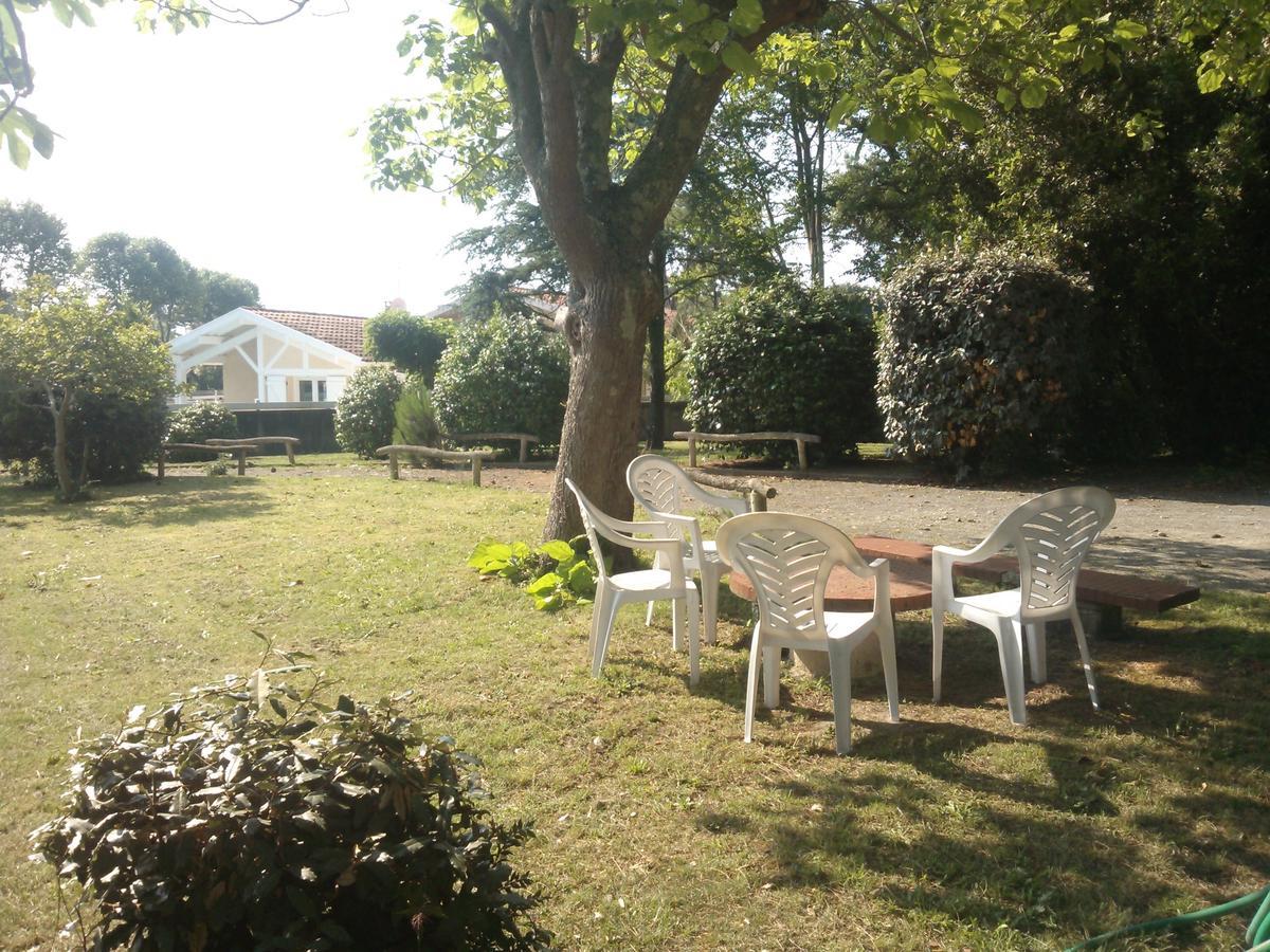 Hotel Restaurant Du Parc Capbreton Exteriör bild